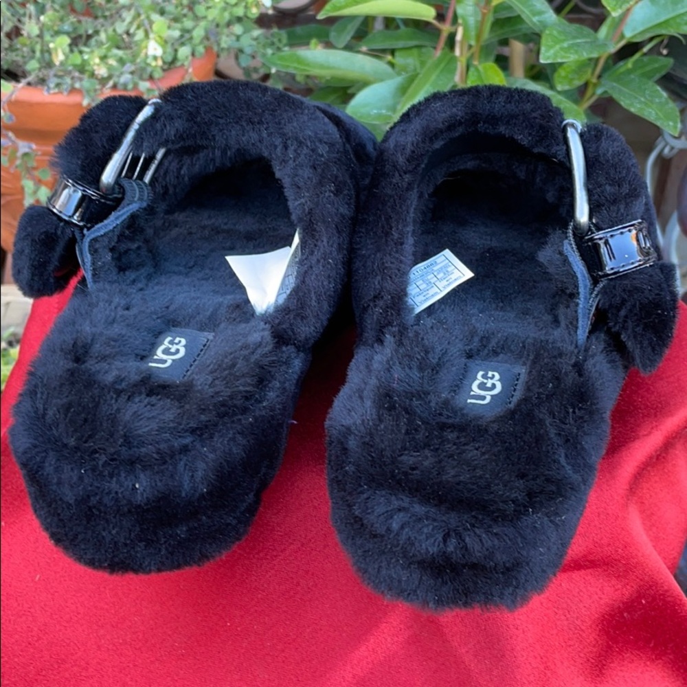New UGG Brand Black Fuzz Yeah Slides Sz 8 - Picture 12 of 16